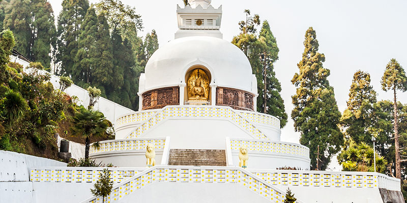 Unwind at the Japanese Peace Pagoda Unwind at the Japanese Peace Pagoda